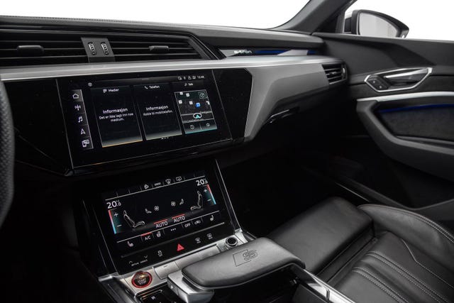2021 AUDI E-TRON - 16