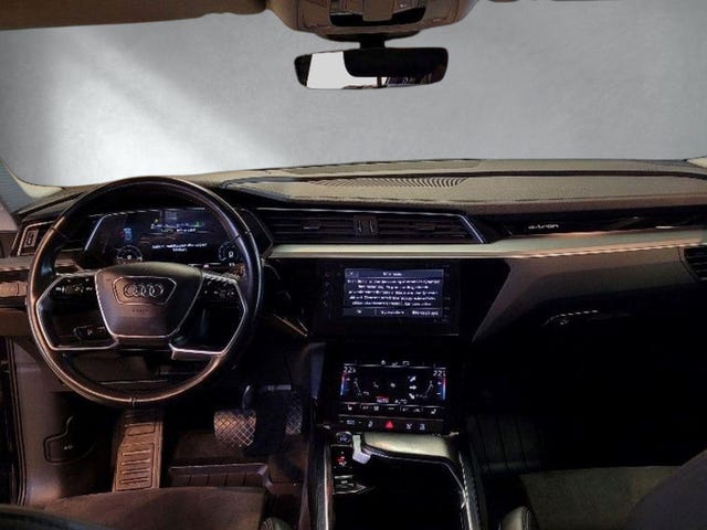 2020 AUDI E-TRON - 13