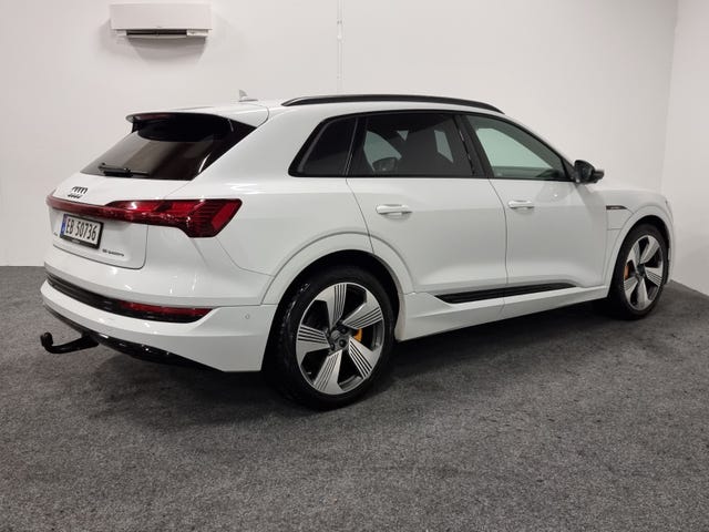 2020 AUDI E-TRON - 10