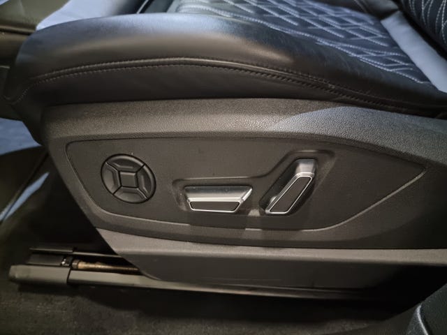 2020 AUDI E-TRON - 21