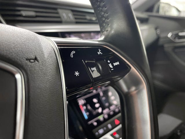 2020 AUDI E-TRON - 14