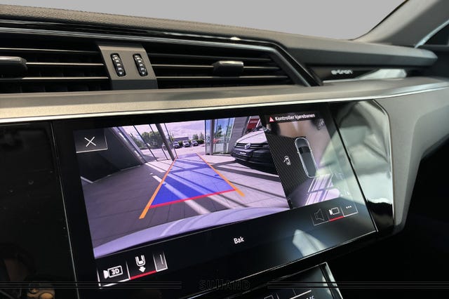 2021 AUDI E-TRON - 32