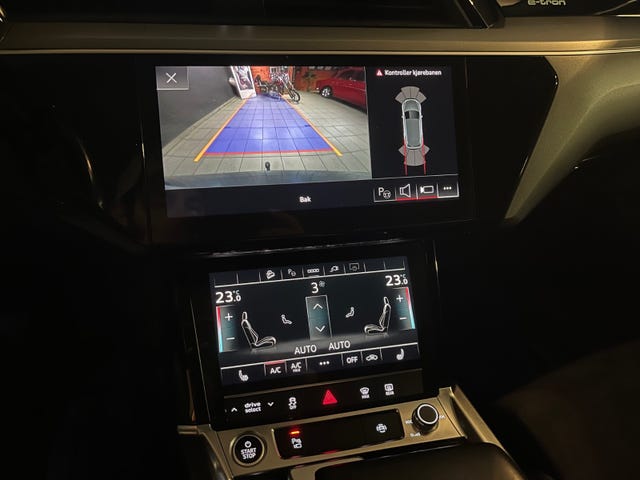 2021 AUDI E-TRON - 27
