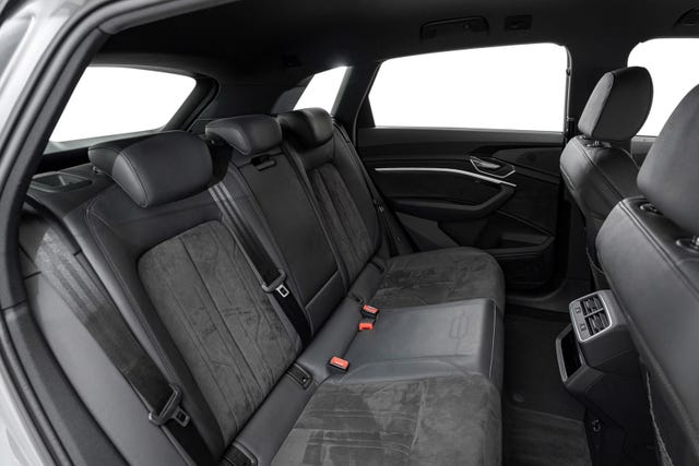 2020 AUDI E-TRON - 27