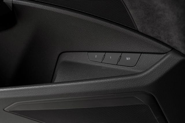 2020 AUDI E-TRON - 23