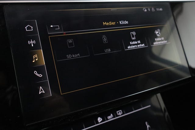 2020 AUDI E-TRON - 13
