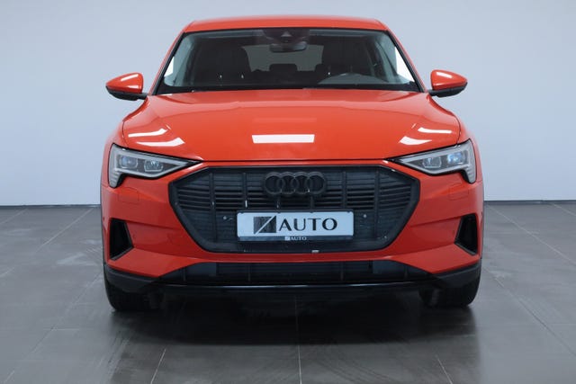 WAUZZZGE2LB022929 2020 AUDI E-TRON-2