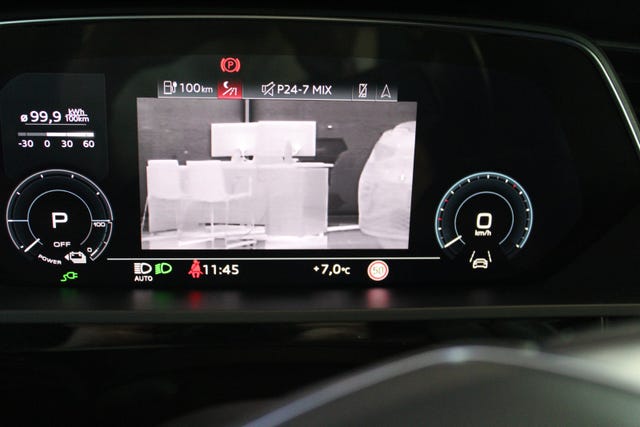 2021 AUDI E-TRON - 29