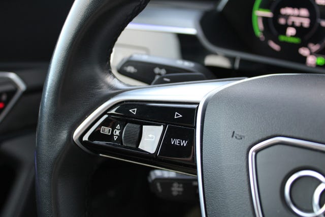 2021 AUDI E-TRON - 31