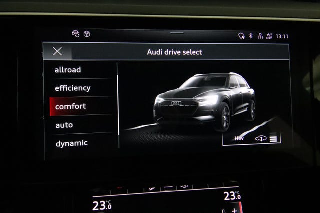 2021 AUDI E-TRON - 28
