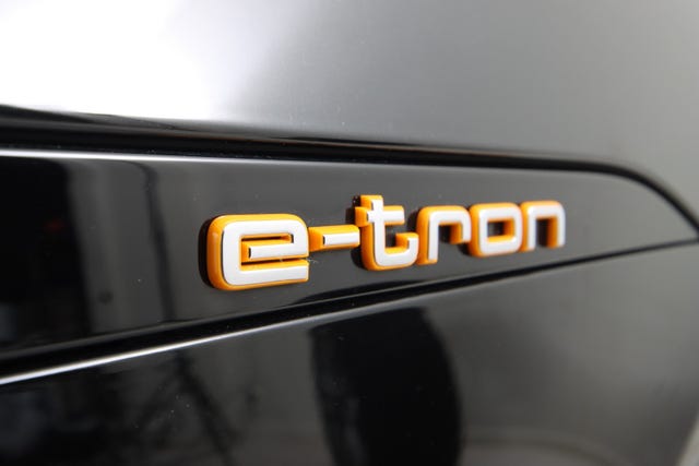 2021 AUDI E-TRON - 9
