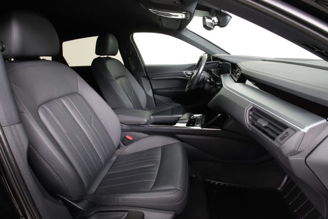 2021 AUDI E-TRON - 11