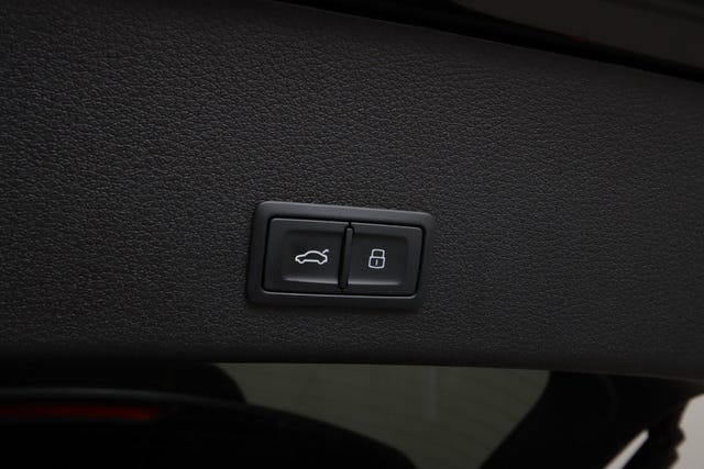 2021 AUDI E-TRON - 10