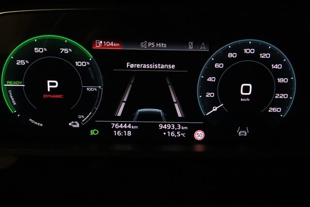 2021 AUDI E-TRON - 27