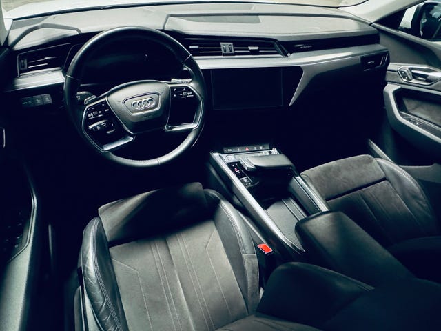 2020 AUDI E-TRON - 7