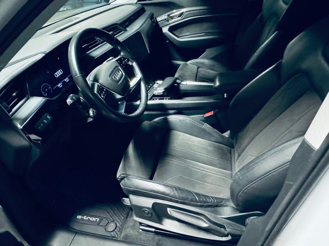 WAUZZZGE6LB034933 2020 AUDI E-TRON-5