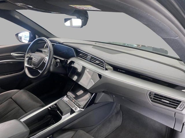 2020 AUDI E-TRON - 26