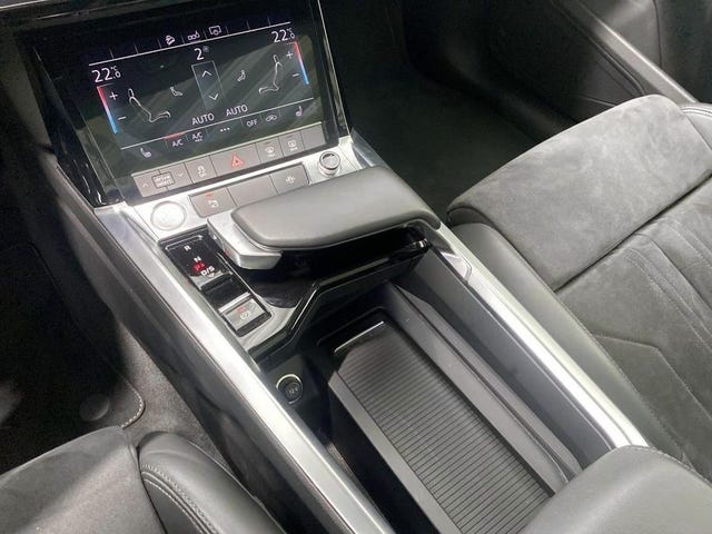 2020 AUDI E-TRON - 24