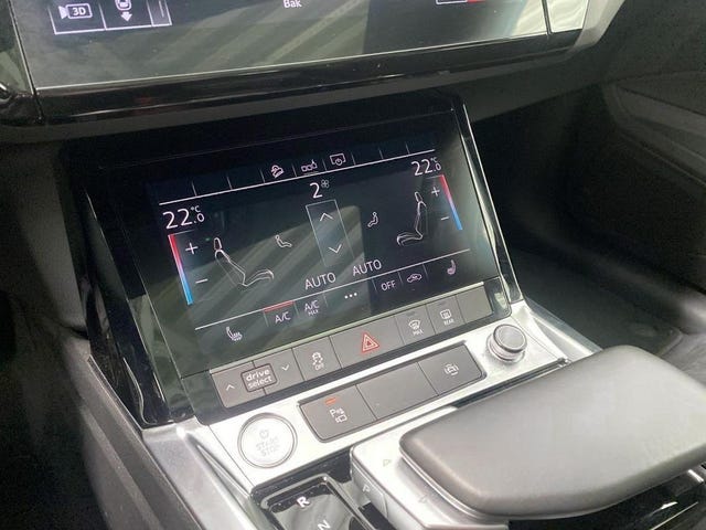 2020 AUDI E-TRON - 23