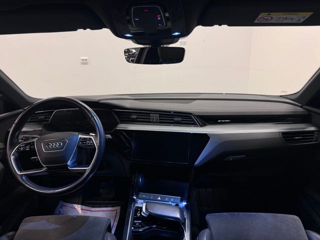 2020 AUDI E-TRON - 14
