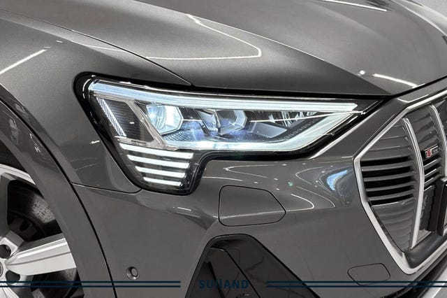 2020 AUDI E-TRON - 29