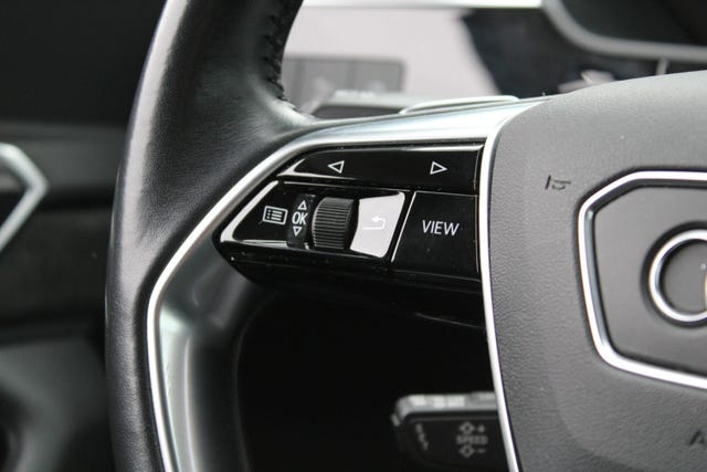 2020 AUDI E-TRON - 29