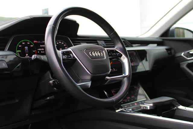 2020 AUDI E-TRON - 15