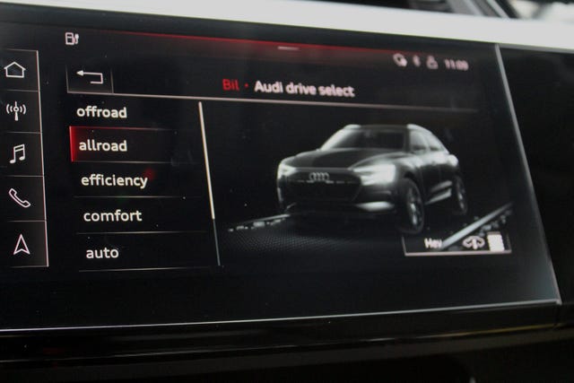 2020 AUDI E-TRON - 50