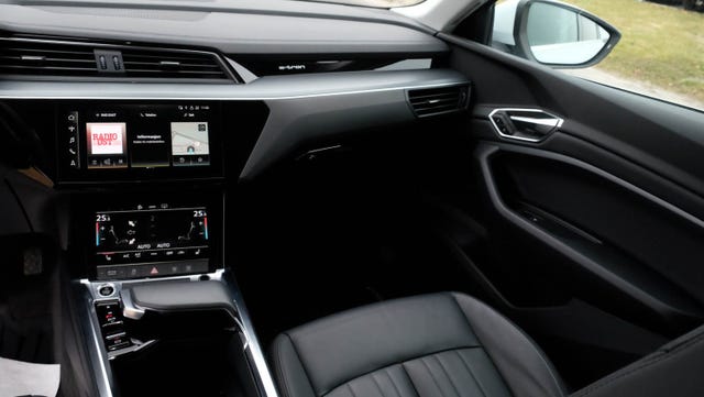 2021 AUDI E-TRON - 16