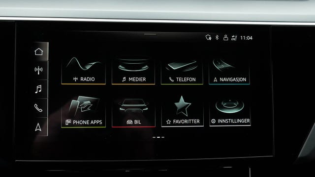 2021 AUDI E-TRON - 26