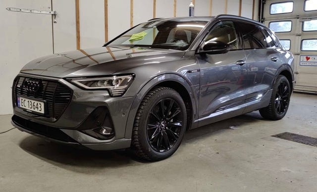 2020 AUDI E-TRON - 10
