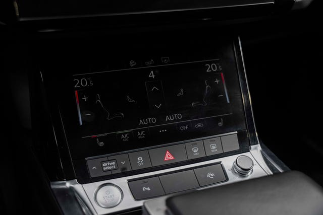 2020 AUDI E-TRON - 25