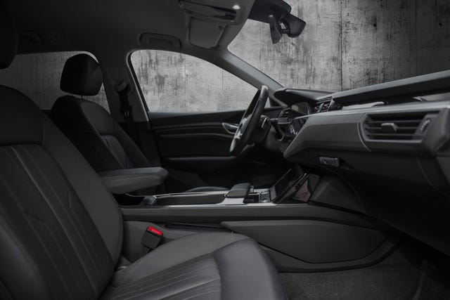 2020 AUDI E-TRON - 19