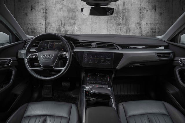 2020 AUDI E-TRON - 16