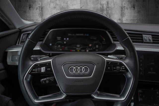 2020 AUDI E-TRON - 28
