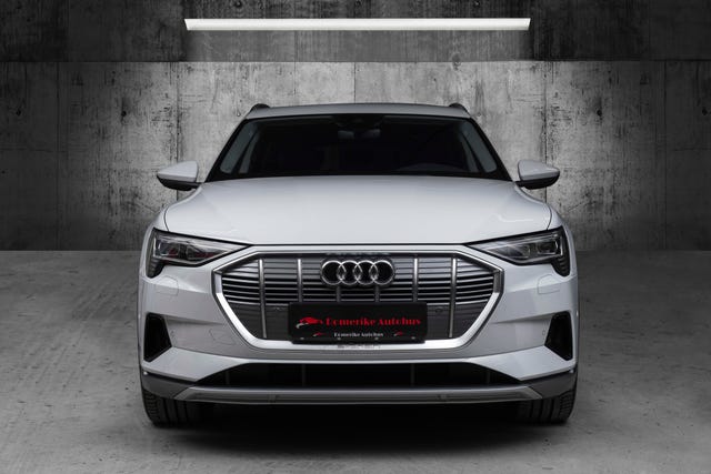 WAUZZZGE1LB012246 2020 AUDI E-TRON-3