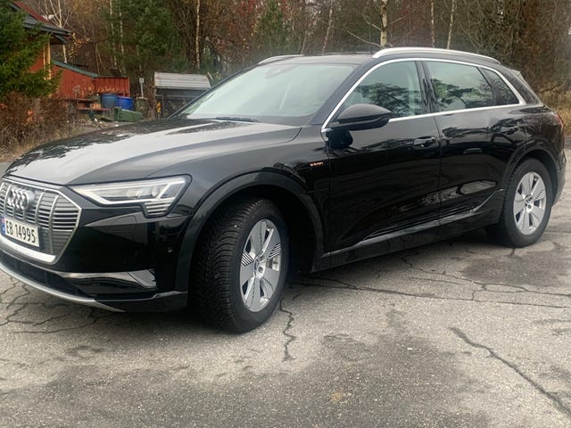 WAUZZZGE0LB008429 2020 AUDI E-TRON-2
