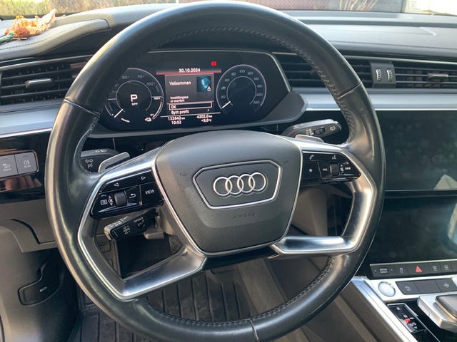 2020 AUDI E-TRON - 9