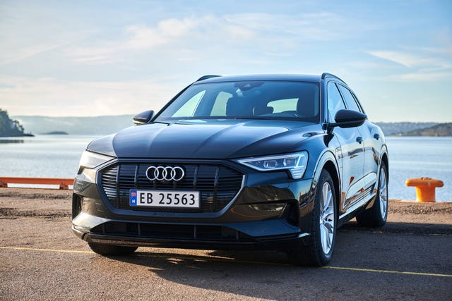 WAUZZZGE4LB018039 2020 AUDI E-TRON-0