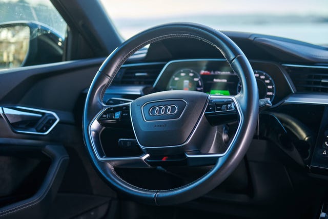 2020 AUDI E-TRON - 19