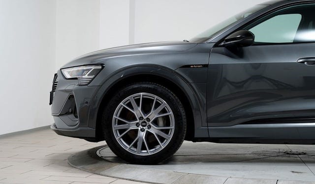WAUZZZGE7MB039307 2021 AUDI E-TRON-3