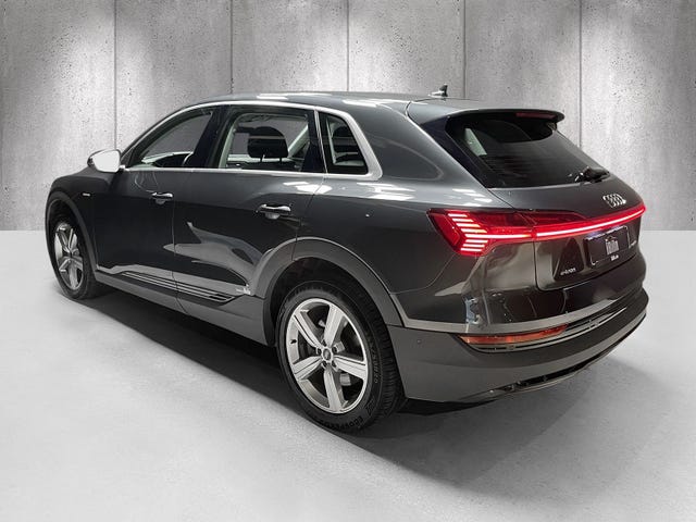 WAUZZZGE5LB010760 2020 AUDI E-TRON-3