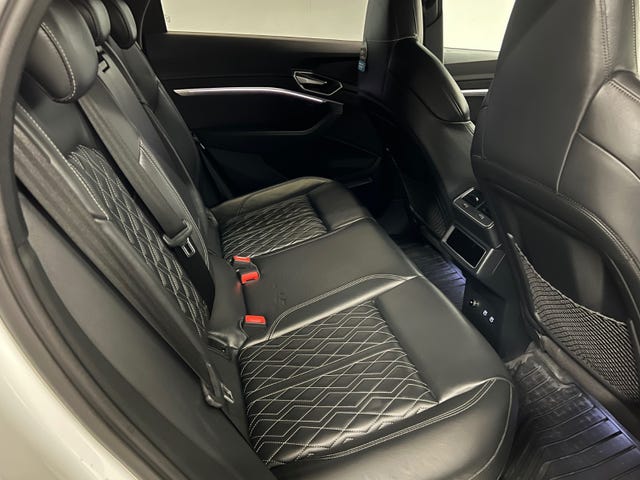 2021 AUDI E-TRON - 31
