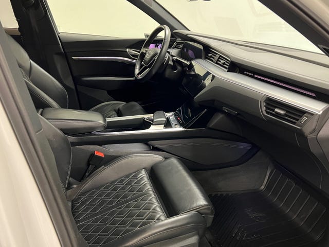 2021 AUDI E-TRON - 22