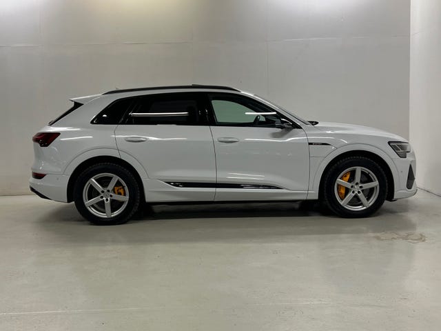 2021 AUDI E-TRON - 17