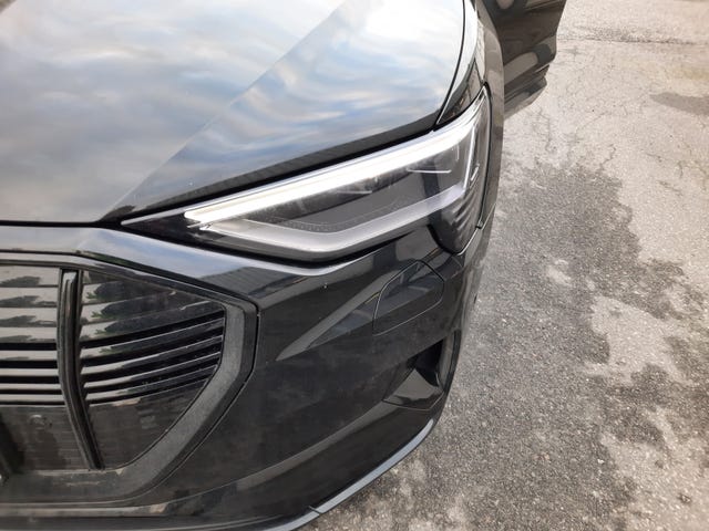 2020 AUDI E-TRON - 11