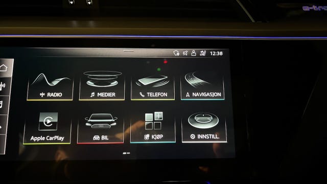 2020 AUDI E-TRON - 38
