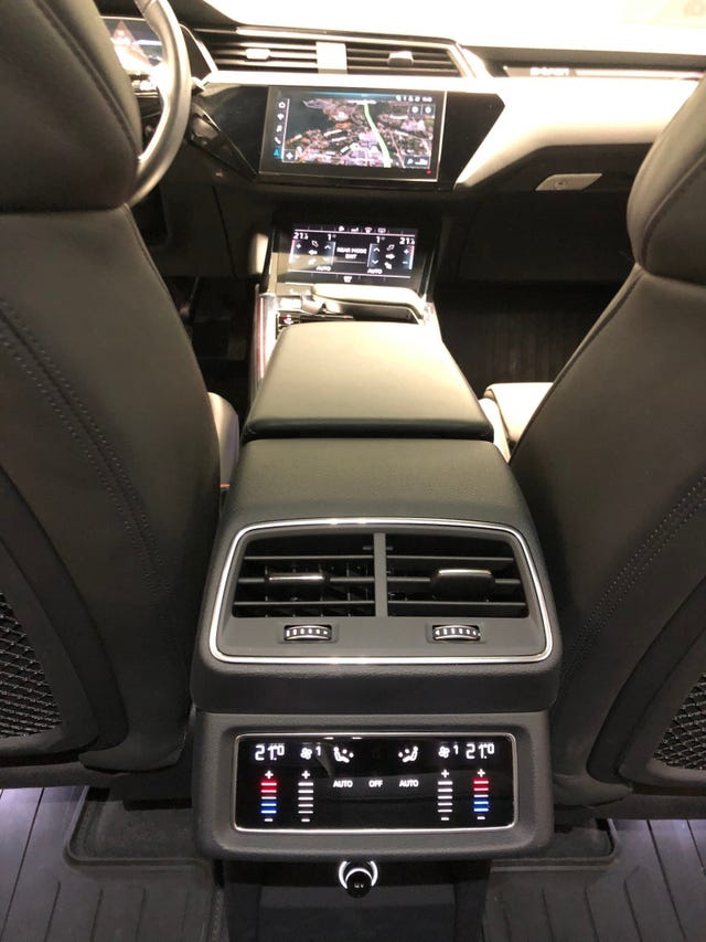 2020 AUDI E-TRON - 26