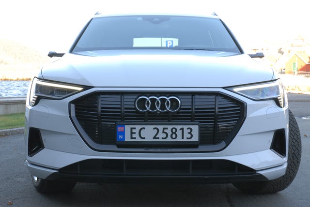 2020 AUDI E-TRON - 56