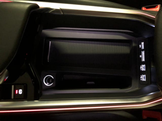 2020 AUDI E-TRON - 45
